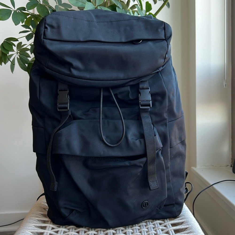 Lululemon Backpack - Black Nylon, Excellent Condition!